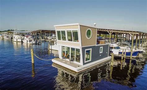 Houseboat rentals pensacola  Petersburg Houseboat Rentals ; Pensacola Houseboat Rentals